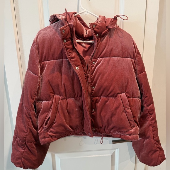 Alo Yoga Velvet Velour Cropped Puffer Jacket Coat Rosewood Pink Size M - Picture 2 of 13
